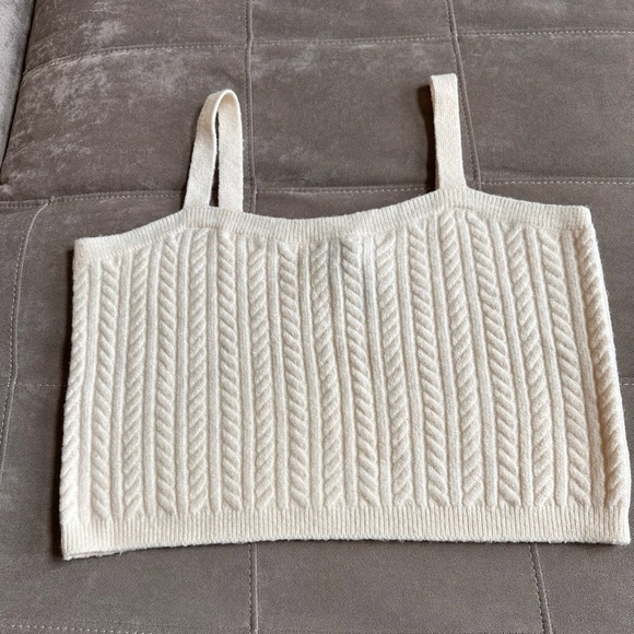 Express Cream Knit Blouse - Picture 7 of 9